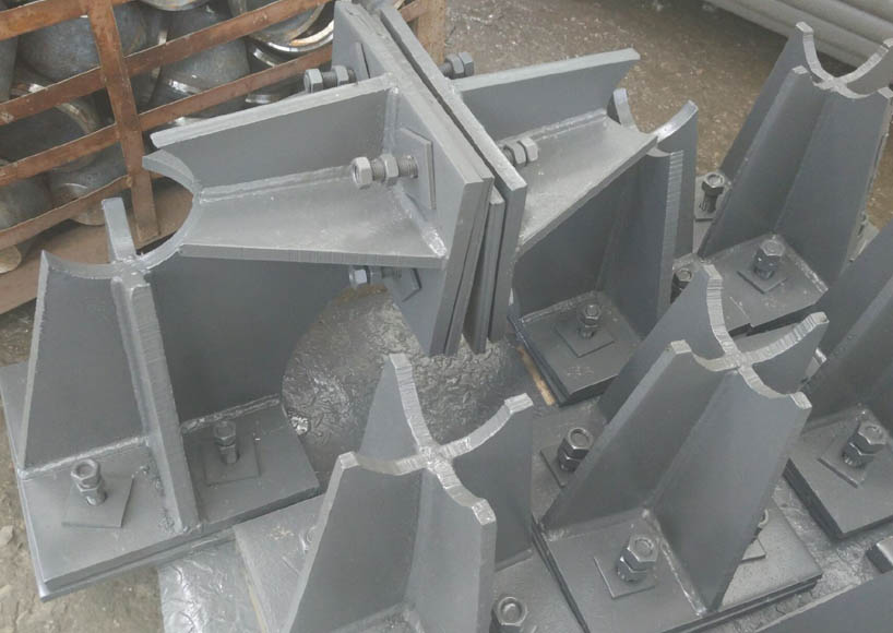 瓦房店煤棚网架双向支座